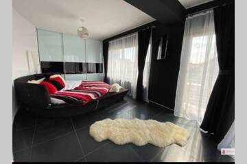 Фото номера Дом с 4 спальнями Дома для отпуска Vila de lux г. Dumbrăviţa 44